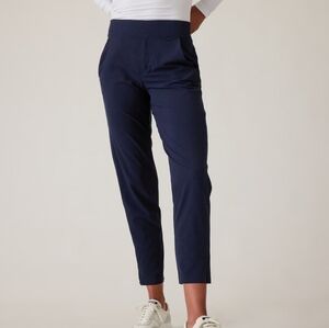 Athleta Brooklyn mid rise ankle pant navy size 8